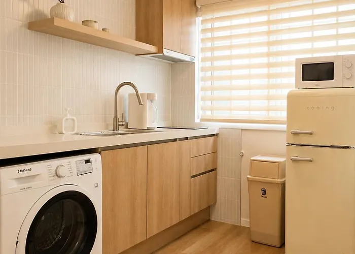 Appartement 홍세븐 플러스 *