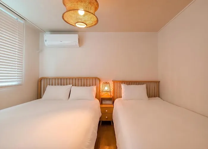 Appartement 홍세븐 플러스 *